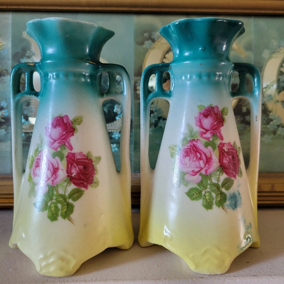 Vintage Other - Pair of Small Vintage Czechoslovakia Vases ~ Pretty! Roses! Shabby Chic! Cottage